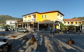 Verdelis Inn Epidaurus Exterior photo