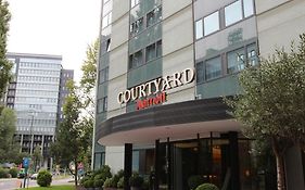 Courtyard By Marriott Duesseldorf Seestern Ξενοδοχείο Exterior photo