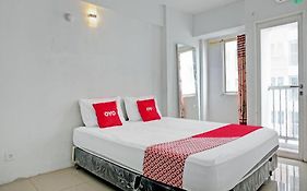 Collection O 92959 Apartement Sentraland Karawang By At Room Exterior photo