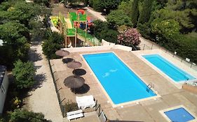 Camping De La Chapelette Ξενοδοχείο Saint-Martin-de-Crau Exterior photo