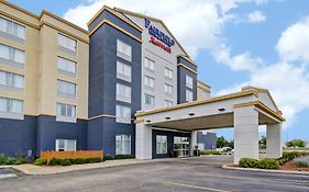 Fairfield Inn & Suites By Marriott Γκελφ Exterior photo