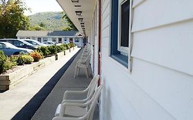 Monument Mountain Motel Great Barrington Exterior photo