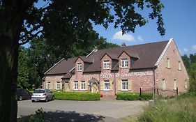 Bed & Breakfast De Kleine Magnolia Bed and Breakfast Tessenderlo Exterior photo