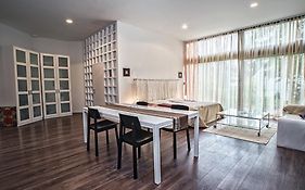 Apartment Breeze Μπρατισλάβα Room photo