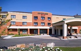 Courtyard By Marriott Hamilton Ξενοδοχείο Exterior photo