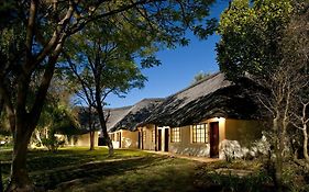 Mokuti Etosha Βίλα Mokuti Lodge Exterior photo