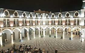 Piazza Four Colours Ξενοδοχείο Μπατούμι Exterior photo