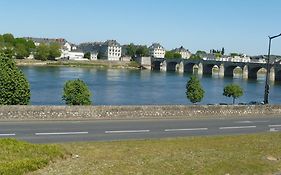 Rive Gauche Ξενοδοχείο Saumur Exterior photo