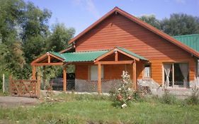 Cabana Con Costa De Arroyo Βίλα San Martín de los Andes Exterior photo