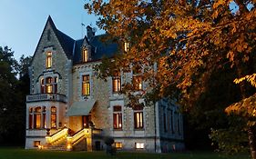 Chateau La Thuiliere Bed and Breakfast Saint-Front-de-Pradoux Exterior photo