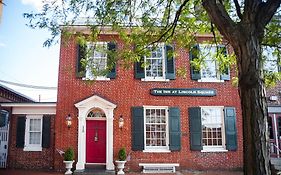 The Inn At Lincoln Square Γκέτισμπεργκ Exterior photo