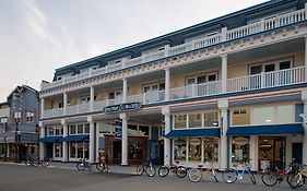 Bicycle Street Inn And Suites Mackinac Island Exterior photo