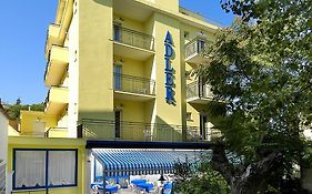 Hotel Adler Ριτσόνε Exterior photo