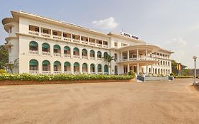 Royal Orchid Brindavan Garden Mysore Ξενοδοχείο Belagula Exterior photo