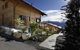 Crans Luxury Lodges Exterior photo