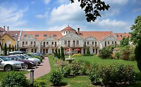 Ametiszt Hotel Harkány Exterior photo