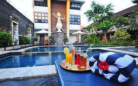 Sandat Hotel Legian Exterior photo