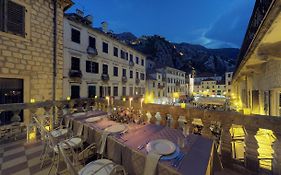 Historic Boutique Hotel Cattaro Exterior photo