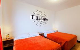 Tequila Sunrise Hostel Γουατεμάλα Exterior photo