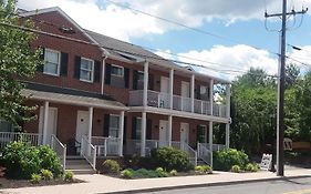 Inn At Cemetery Hill Γκέτισμπεργκ Exterior photo