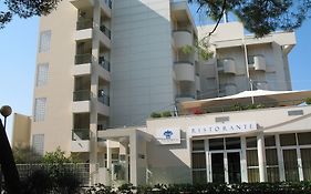 Raffaello Hotel & Mooka Restaurant Σενιγκάλια Exterior photo