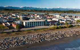 Beachfront Hotel Hokitika Exterior photo