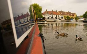 Narrowboat Puzzle Ξενοδοχείο Ely Exterior photo