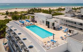 Ocean Drive Apartments With Rooftop Pool, South Beach, Miami Μαϊάμι Μπιτς Exterior photo