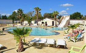 Camping Domaine Du Golfe De Saint Tropez Ξενοδοχείο Grimaud Exterior photo