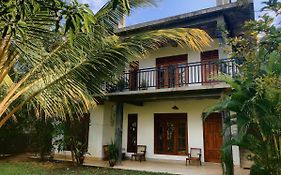 Sooriya Villa Mirissa Exterior photo