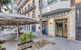 Hostal Abrevadero Ξενοδοχείο Βαρκελώνη Exterior photo