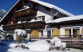 Gaestehaus Christa Ξενοδοχείο Obermaiselstein Exterior photo