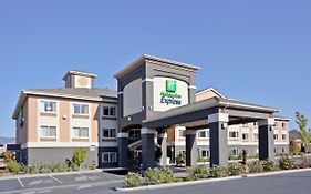 Holiday Inn Express Hotel & Suites Ashland, An Ihg Hotel Exterior photo