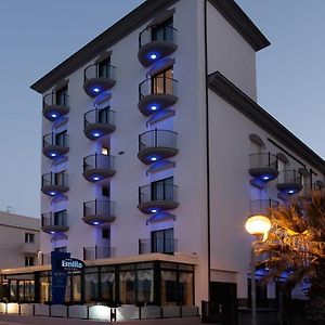 Hotel Emilia Ρίμινι Exterior photo