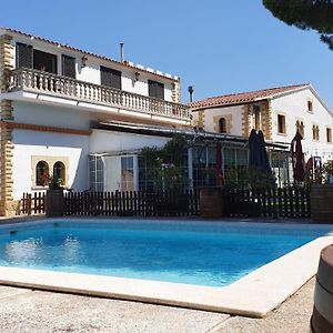 Hotel Restaurant El Bosc Banyeres del Penedes Exterior photo