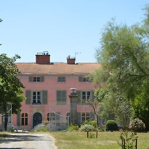 Domaine De Chalaniat Bed and Breakfast La Sauvetat  Exterior photo