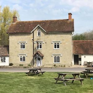 The Benett Arms Bed and Breakfast Shaftesbury Exterior photo