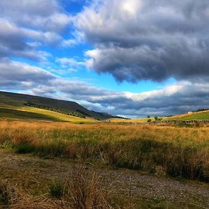 The Garsdale Bed & Breakfast - Goats And Oats At Garsdale Bed and Breakfast Hawes Exterior photo