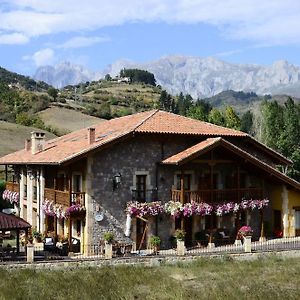 El Corcal De Liebana Ξενοδοχείο Cillorigo de Liebana Exterior photo