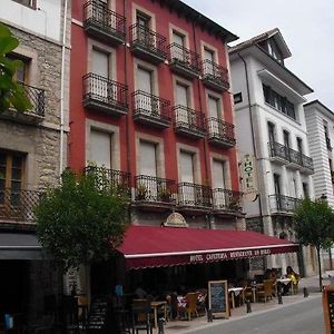 Hotel Los Robles Onís Exterior photo