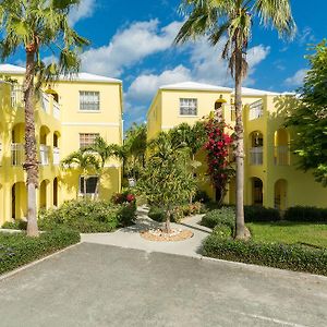 Trade Winds Condotel Grace Bay Exterior photo