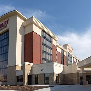 Drury Inn & Suites Όβερλαντ Παρκ Exterior photo