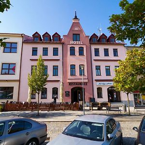 Hotel U Labute Žďár nad Sázavou Exterior photo