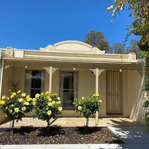 Acacia Terraces Aparthotel Echuca Exterior photo