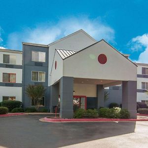 Quality Inn & Suites Τζάκσον Exterior photo