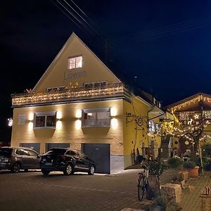 Landgasthaus Loewen Mit Gaestehaus Ξενοδοχείο Holzhausen  Exterior photo