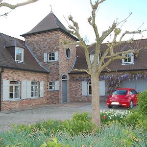 A L'Ombre Du Frene Bed and Breakfast Mouscron Exterior photo