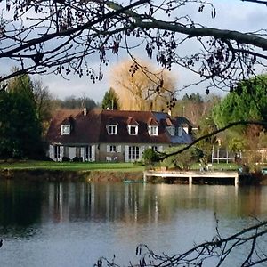 La Maison Du Lac Bed and Breakfast Auvers-sur-Oise Exterior photo