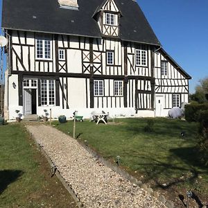 Au Fil Du Manoir Bed and Breakfast Marais-Vernier Exterior photo