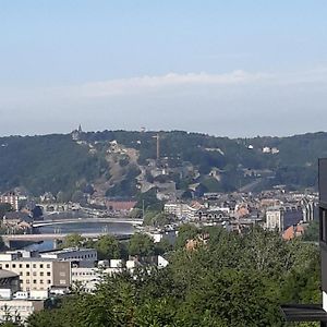 Bed Vue Sur Vallee De La Meuse Namur Ξενοδοχείο Bouge Exterior photo